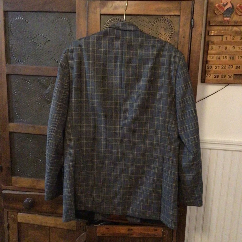 Paul Frederick Gray Plaid Sport Coat Jacket 42L